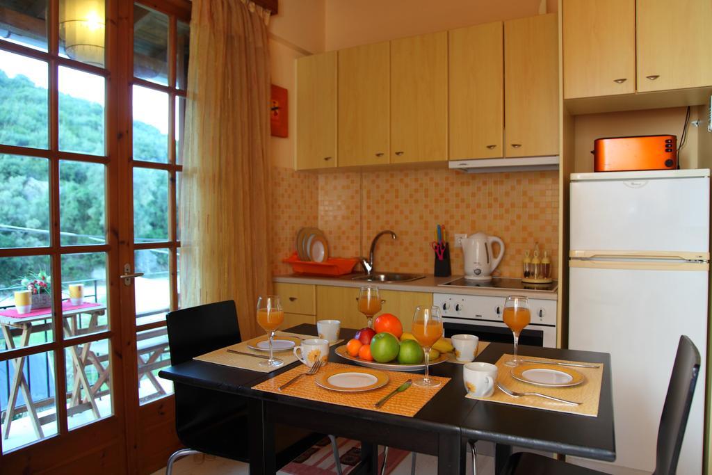 Olga Apartment Nikiana Bagian luar foto